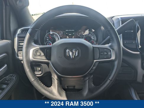 Used 2024 RAM 3500 Big Horn AWD/4WD image 28