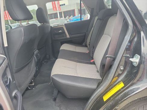 Certified 2019 Toyota 4Runner SR5 AWD/4WD image 16