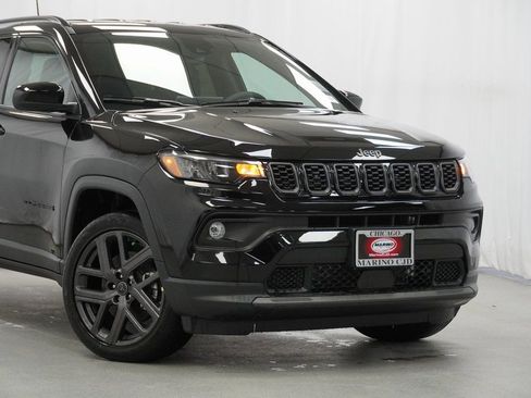New 2026 Jeep Compass Latitude AWD/4WD image 3