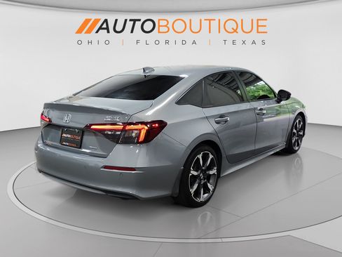 Used 2025 Honda Civic Sport Touring image 5