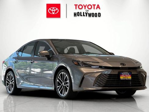 New 2026 Toyota Camry XLE FWD image 2