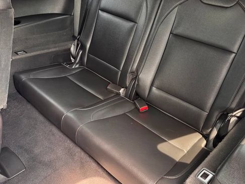 Used 2020 Acura MDX FWD image 13