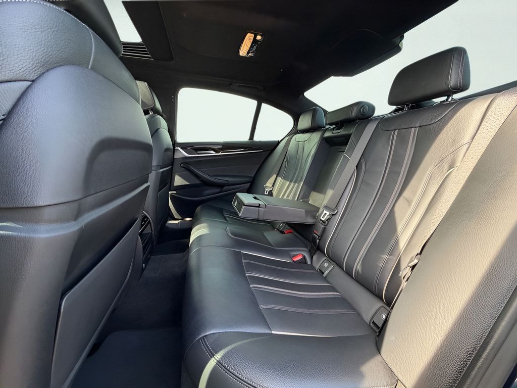 Used 2019 BMW 530i xDrive w/ Luxury Package AWD/4WD image 21