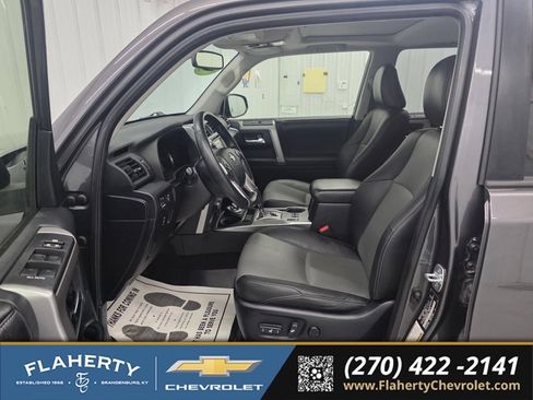 Used 2015 Toyota 4Runner SR5 Premium AWD/4WD image 9