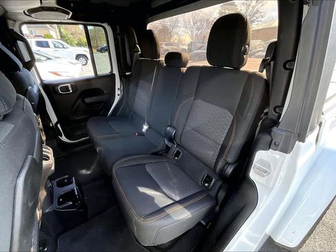 Used 2021 Jeep Gladiator Mojave image 19