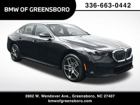 New 2026 BMW 530i xDrive w/ Premium Package AWD/4WD image 1