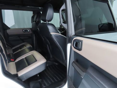 Used 2024 Ford Bronco Wildtrak image 27