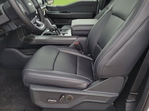 New 2025 Ford F150 Lariat w/ Equipment Group 502A High image 9