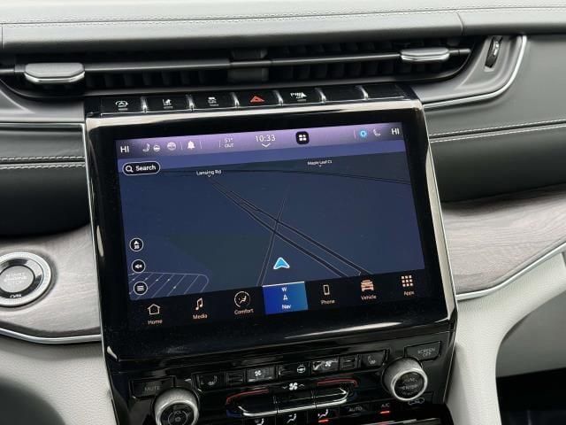 Used 2021 Jeep Grand Cherokee L Overland w/ Luxury Tech Group IV AWD/4WD image 30