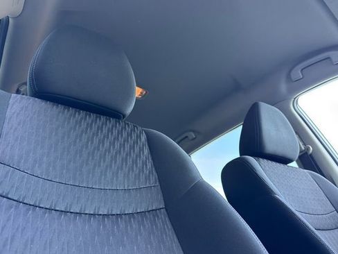 Used 2018 Nissan Rogue SV image 20