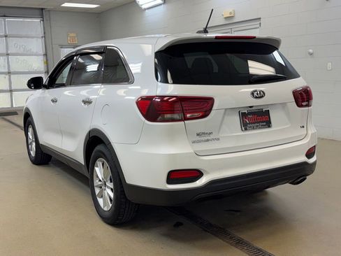 Used 2020 Kia Sorento LX image 7