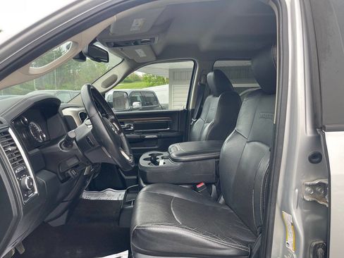 Used 2015 RAM 2500 Laramie w/ Protection Group image 19