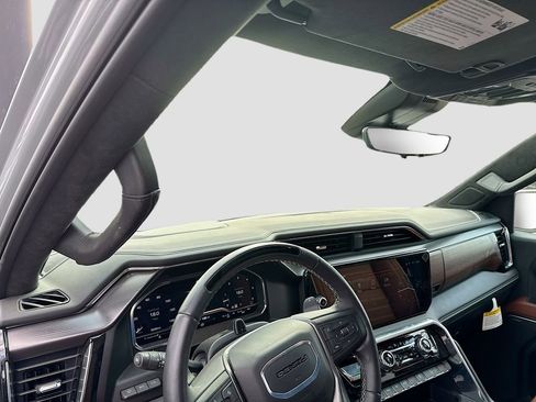 Certified 2025 GMC Sierra 1500 Denali Ultimate image 11