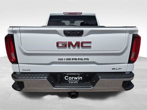 Used 2023 GMC Sierra 1500 SLT w/ SLT Convenience Package AWD/4WD image 11