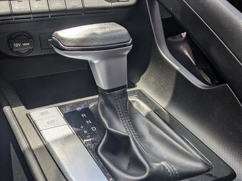 Used 2023 Hyundai Elantra SEL FWD image 11