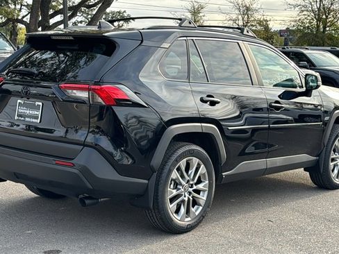 New 2025 Toyota RAV4 XLE Premium image 9