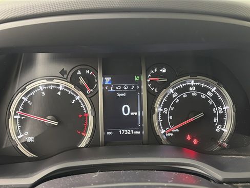 Used 2023 Toyota 4Runner TRD Off-Road Premium image 15