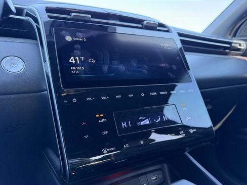 Used 2022 Hyundai Santa Cruz Limited image 25