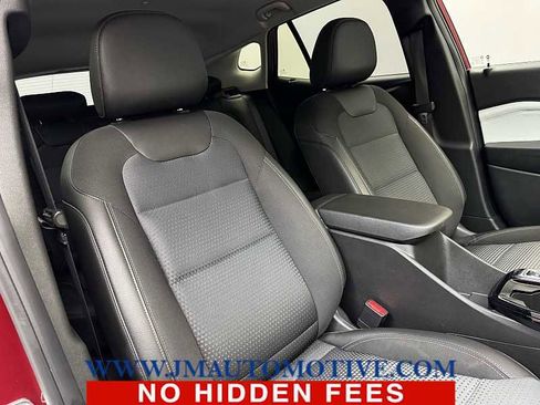 Used 2024 Chevrolet Trax LT w/ Driver Confidence Package image 20