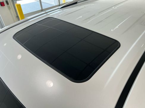 New 2026 Toyota Sienna Platinum AWD/4WD image 19