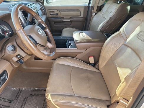 Used 2022 RAM 2500 Limited image 12