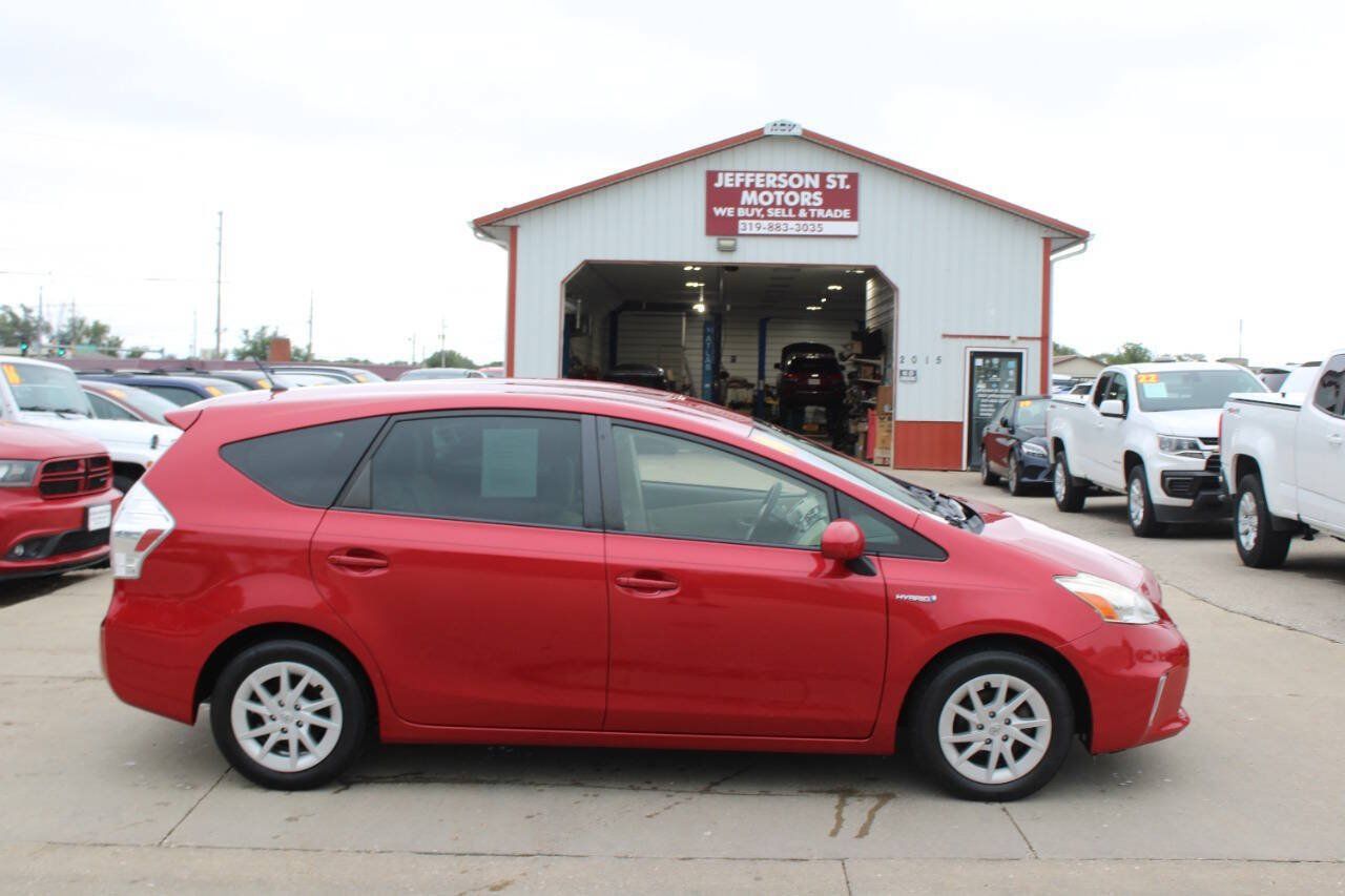 Used 2014 Toyota Prius V Two FWD image 1
