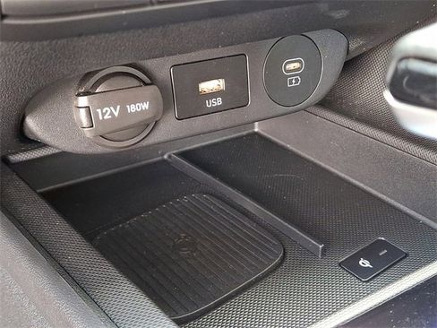 Certified 2024 Hyundai Elantra SEL w/ Convenience Package image 25