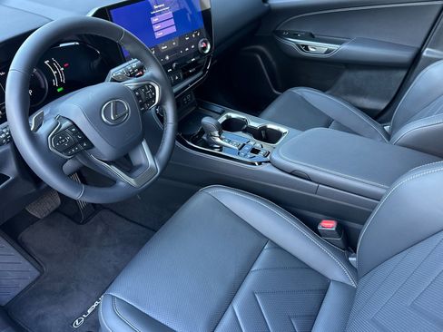 Used 2026 Lexus NX 450h+ AWD w/ Luxury Package image 11