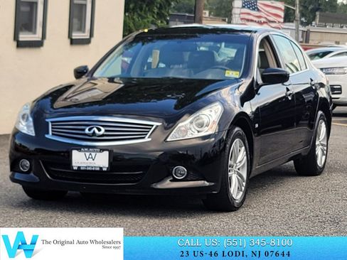 Used 2015 INFINITI Q40 AWD w/ Navigation Package image 3