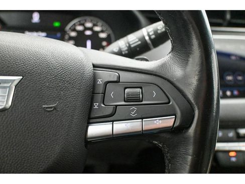 Used 2020 Cadillac XT4 Luxury image 35