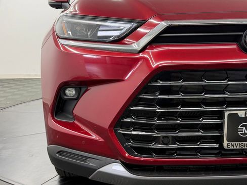 New 2026 Toyota Grand Highlander AWD image 8
