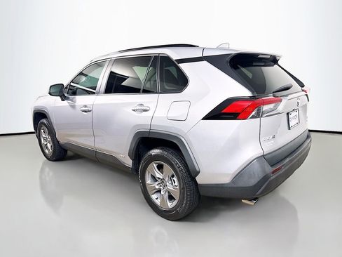 Certified 2022 Toyota RAV4 XLE image 5