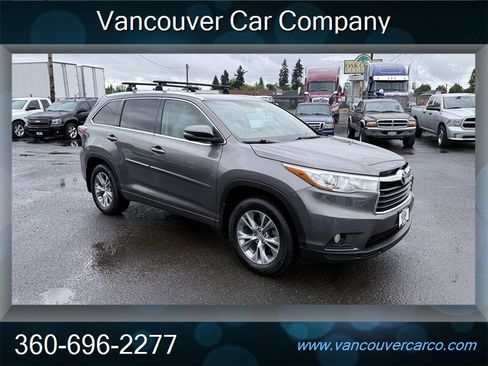 Used 2015 Toyota Highlander XLE AWD/4WD image 9