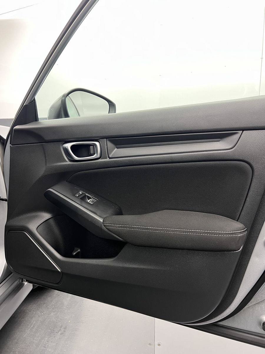 Used 2022 Honda Civic LX image 24