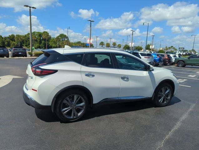 Certified 2019 Nissan Murano Platinum w/ Cargo Package AWD/4WD image 5