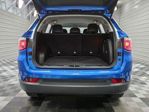 Used 2019 Jeep Compass Latitude w/ Popular Equipment Group AWD/4WD image 37