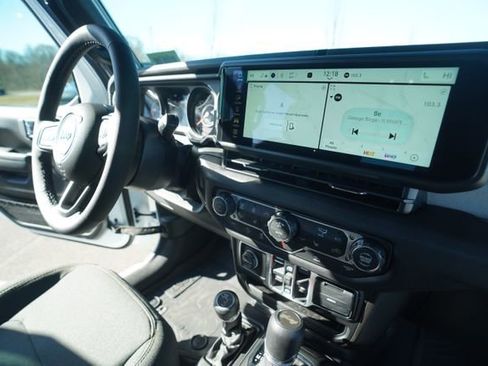 New 2026 Jeep Wrangler Unlimited Sport AWD/4WD image 30