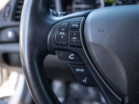 Certified 2018 Acura ILX w/ Premium Package image 23