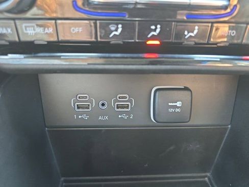 Used 2023 Jeep Grand Cherokee Limited image 28