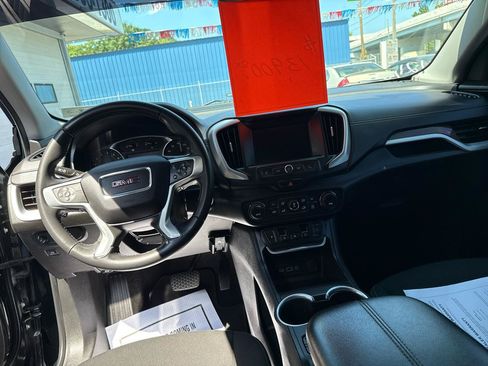 Used 2019 GMC Terrain SLE w/ Driver Convenience Package AWD/4WD image 12