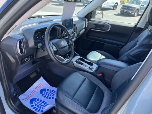 Certified 2024 Ford Bronco Sport Outer Banks w/ Tech Package AWD/4WD image 6
