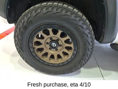 Used 2020 Toyota Tacoma TRD Off-Road image 3