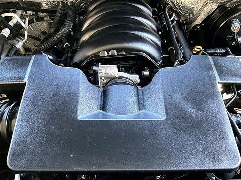 Used 2018 Chevrolet Silverado 1500 LT w/ Texas Edition image 31