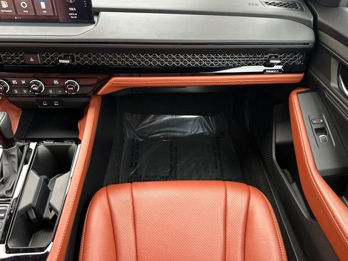 Used 2024 Honda Accord Sport image 28