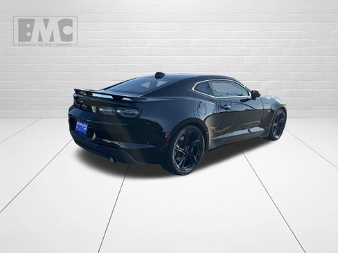Used 2023 Chevrolet Camaro SS RWD image 3