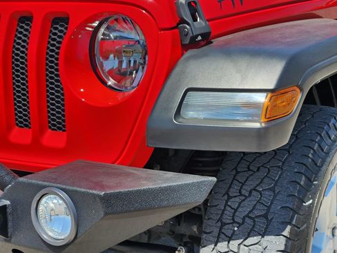 Used 2022 Jeep Wrangler Unlimited Sport AWD/4WD image 8