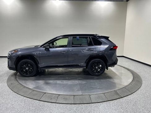 Used 2023 Toyota RAV4 XSE w/ XSE Grade Weather Package AWD/4WD image 10