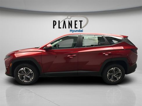 New 2026 Hyundai Tucson Blue SE w/ Tow & Go Package image 2