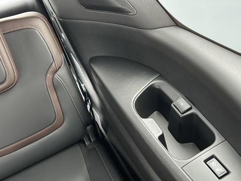 New 2026 Nissan Armada SL image 30