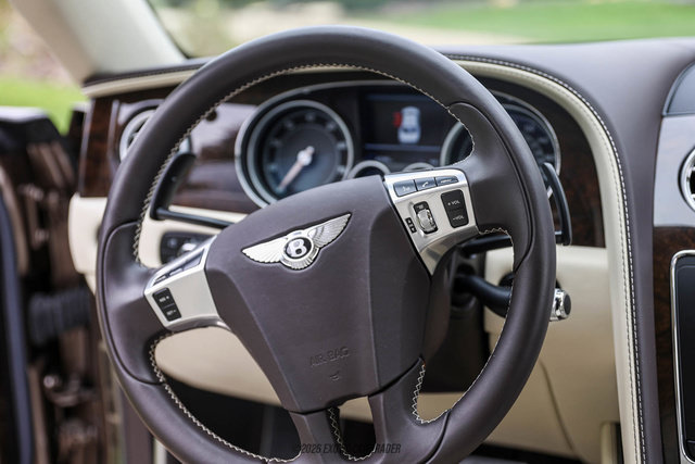 Used 2014 Bentley Flying Spur W12 AWD/4WD image 24